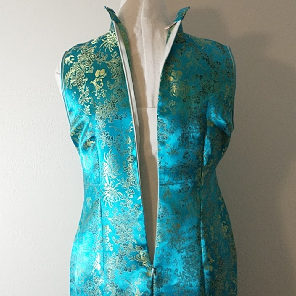 Beautiful Cheongsam Maxi Style Dress - Picture 8 of 16